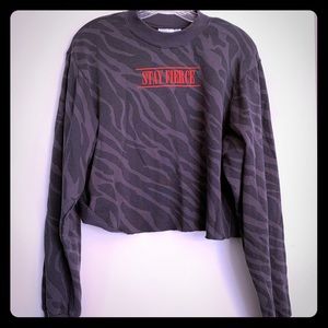 Zebra Print Cropped Gray Sweater 🦓